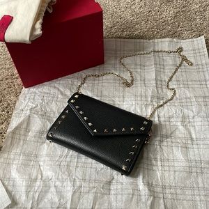 Authentic Valentino Garavani, Rockstud Pouch leather chain crossbody